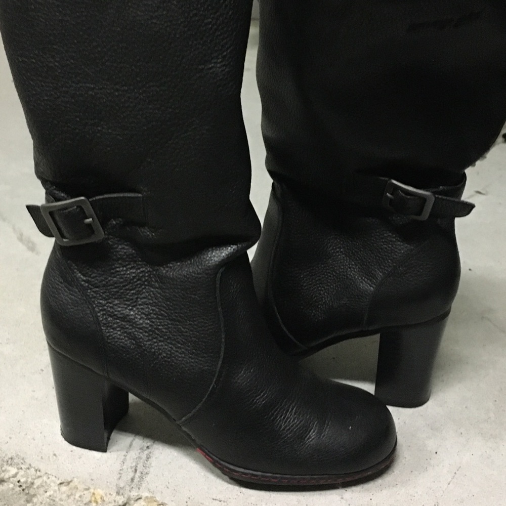 TommyGirl Hilfiger black leather convertible boots - Picture 7 of 8